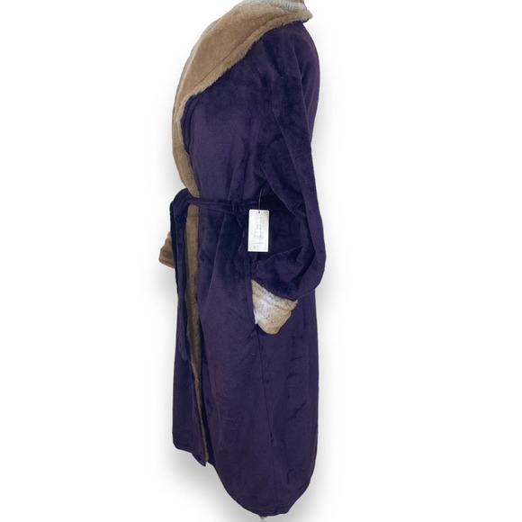SOFT Faux fur mink purple robe, New womens soft plush mid length robe size small - Picture 5 of 11